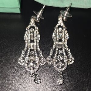 NEW Dazzling Crystal Earrings Art Deco Chandlier Style